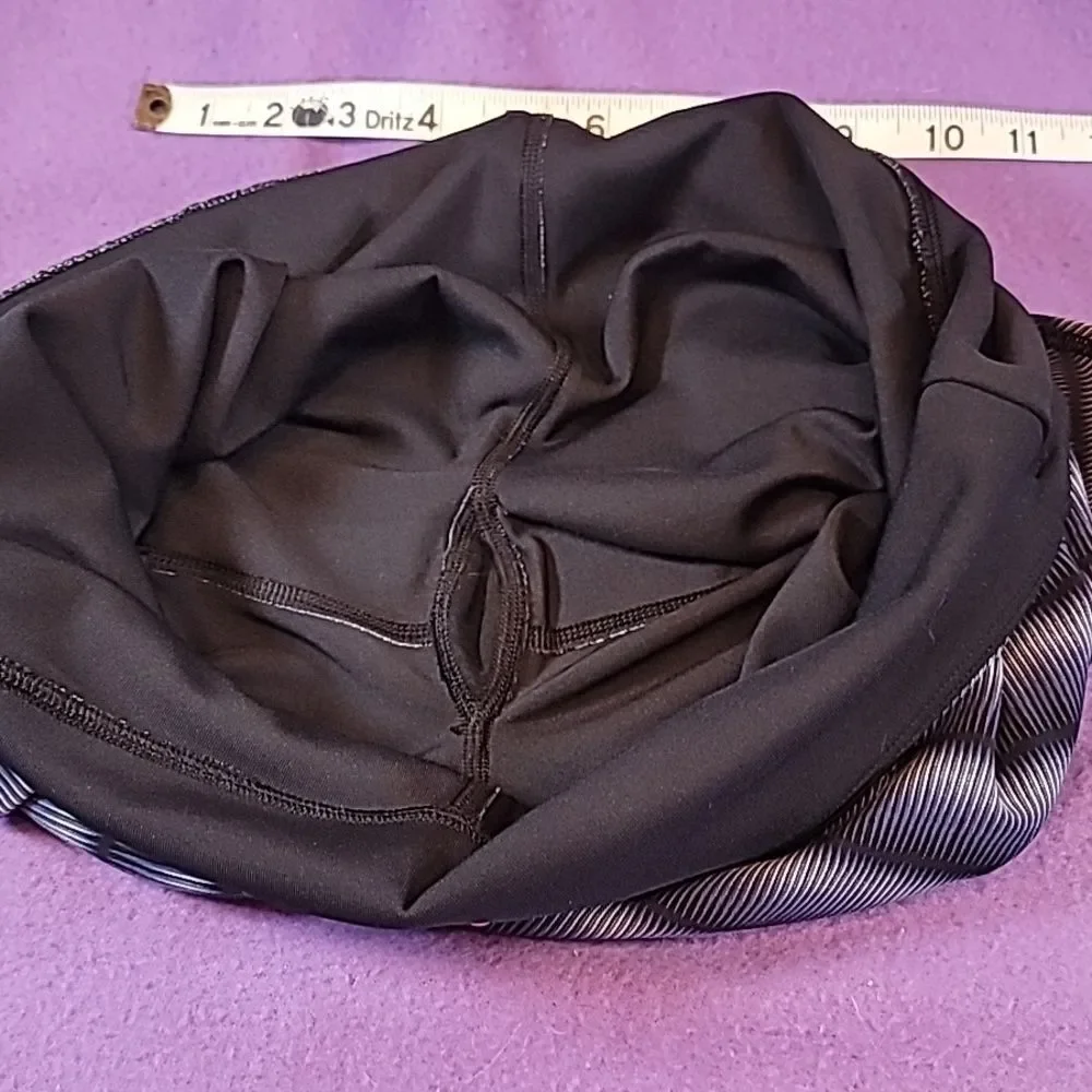 0714. EUC ~ Victoria's Secret ~ VSX ~ Sport ~ Yoga ~ Beach ~ Secret Pocket!